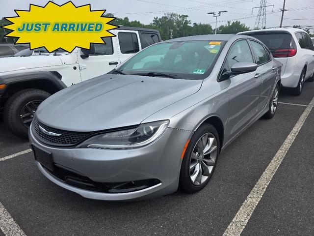 2016 Chrysler 200