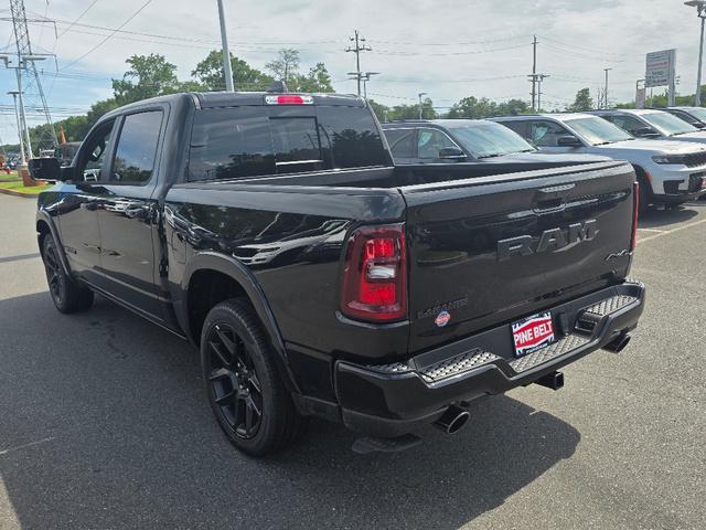 Photo of 2026 Diamond Black Crystal Pearlcoat RAM 1500