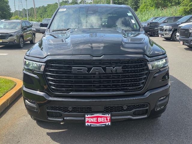 Photo of 2026 Diamond Black Crystal Pearlcoat RAM 1500