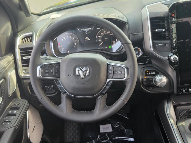 Photo of 2026 Diamond Black Crystal Pearlcoat RAM 1500