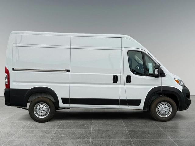 Photo of 2025 Bright White RAM ProMaster 2500