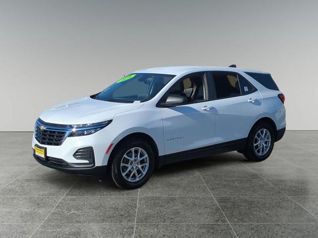 Photo of 2023 Summit White Chevrolet Equinox