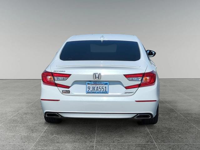 Photo of 2019 Platinum White Pearl Honda Accord
