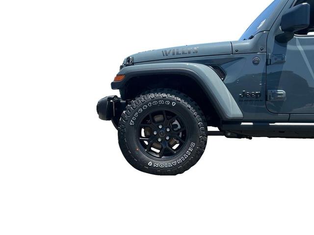 Photo of 2025 Anvil Clearcoat Jeep Gladiator