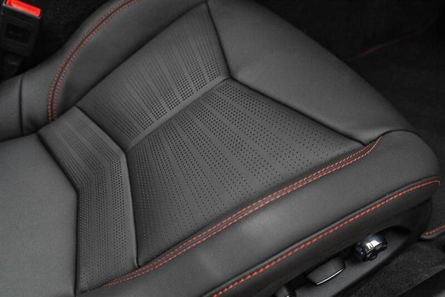 Photo of 2024 Black Chevrolet Corvette