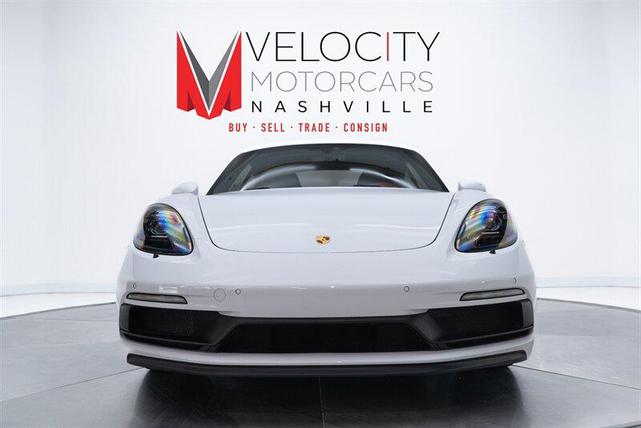 Photo of 2021 White Porsche 718 Cayman
