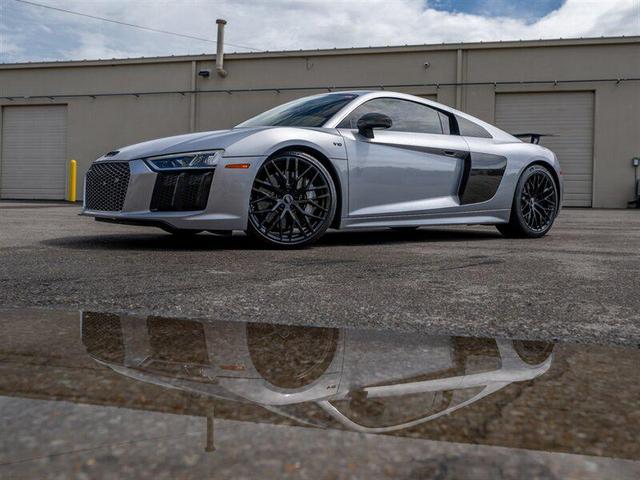 Photo of 2017 Silver Audi R8