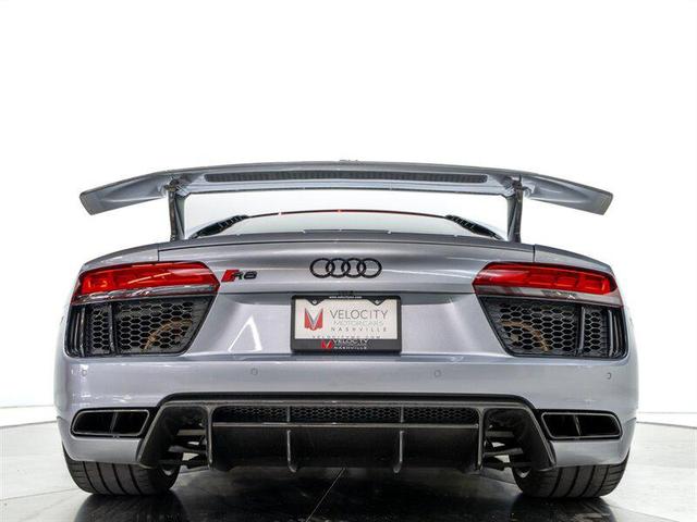 Photo of 2017 Silver Audi R8