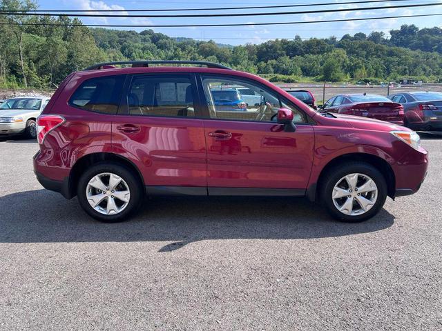 Photo of 2016 Venetian Red Pearl Subaru Forester