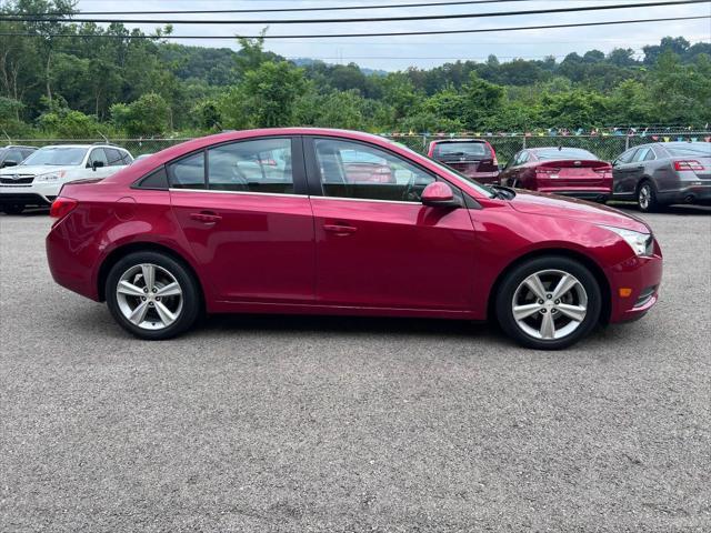 Photo of 2014 Red Chevrolet Cruze