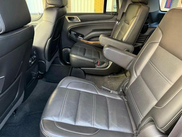 Photo of 2015 Quicksilver Metallic GMC Yukon