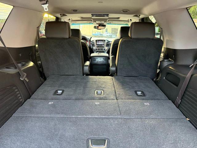 Photo of 2015 Quicksilver Metallic GMC Yukon