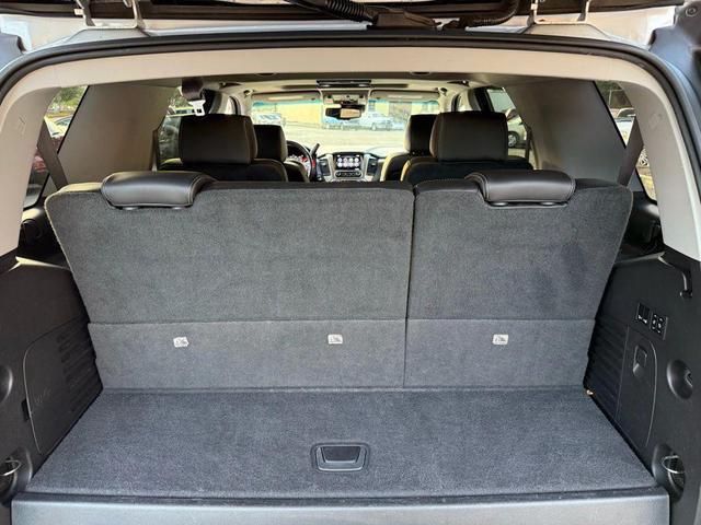 Photo of 2015 Quicksilver Metallic GMC Yukon