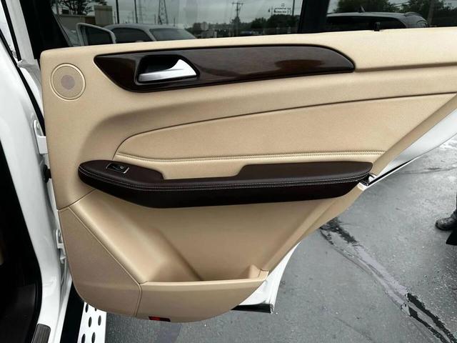 Photo of 2018 White Mercedes-Benz GLE 350