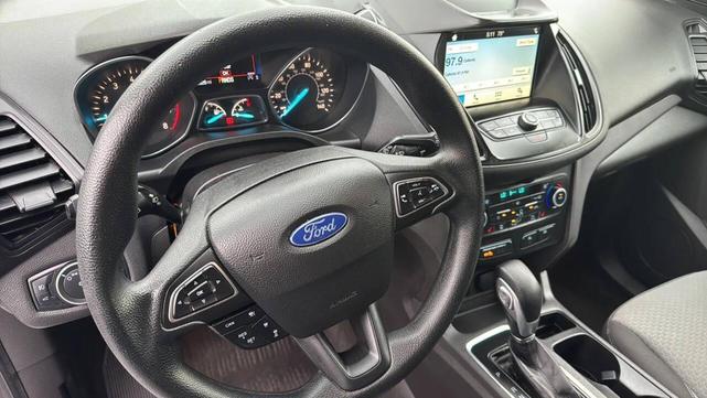 Photo of 2019 Ingot Silver Metallic Ford Escape