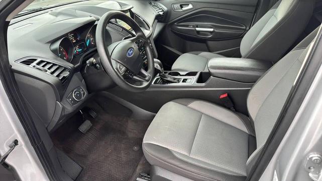 Photo of 2019 Ingot Silver Metallic Ford Escape