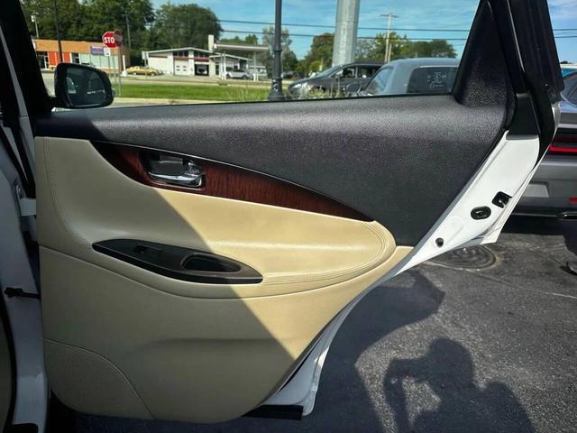 Photo of 2016  INFINITI QX50