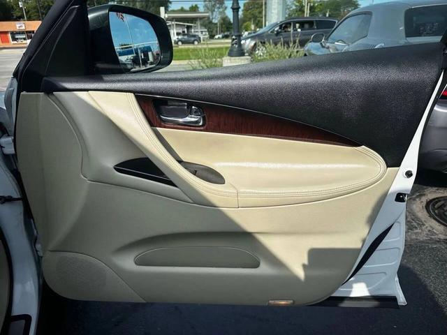 Photo of 2016  INFINITI QX50