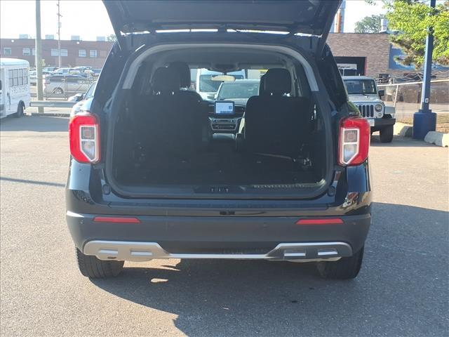 Photo of 2022 Agate Black Metallic Ford Explorer
