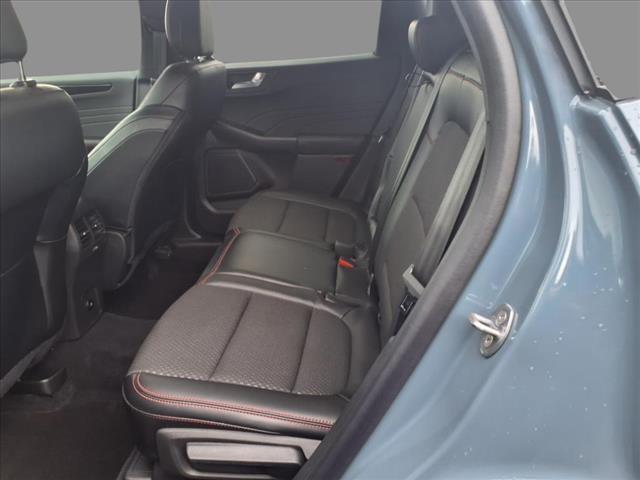 Photo of 2023 Vapor Blue Metallic Ford Escape