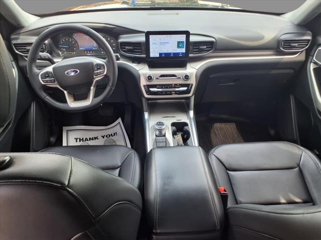 Photo of 2022 Agate Black Ford Explorer