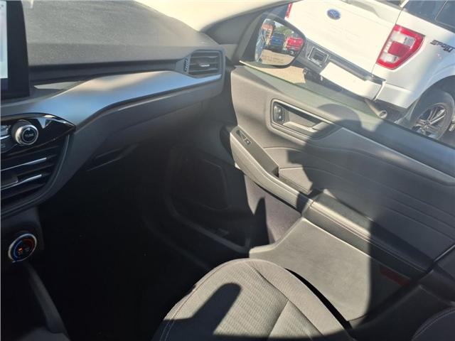 Photo of 2023 Oxford White Yz Ford Escape