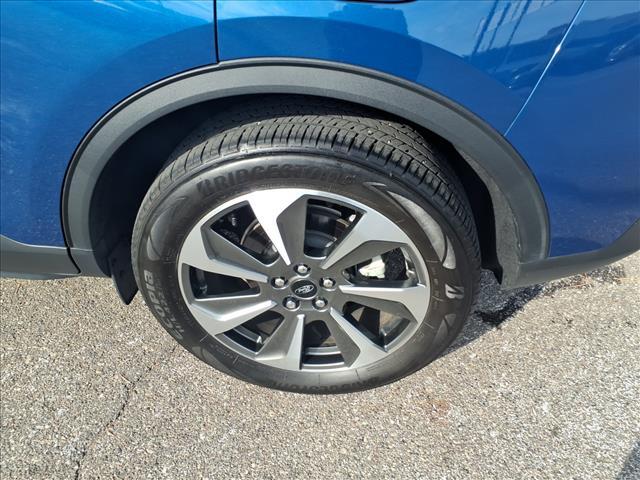 Photo of 2023 Atlas Blue Metallic Ford Escape