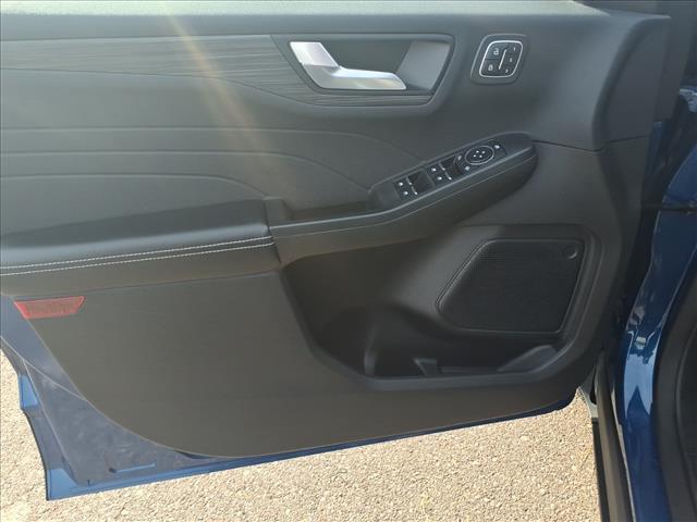 Photo of 2023 Atlas Blue Metallic Ford Escape