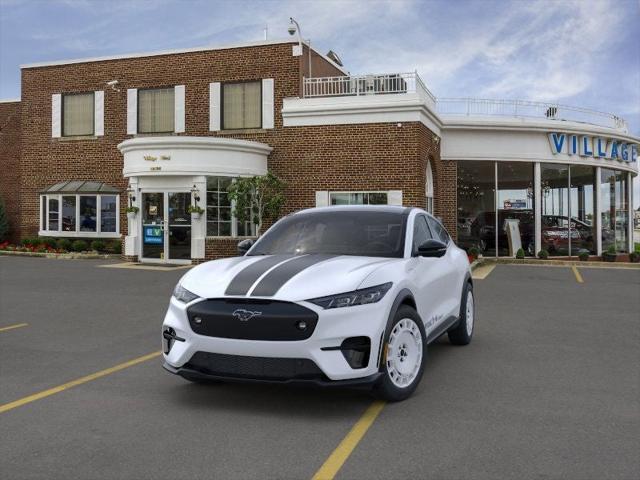 Photo of 2025 Star White Metallic Tri-Coat Ford Mustang Mach-E