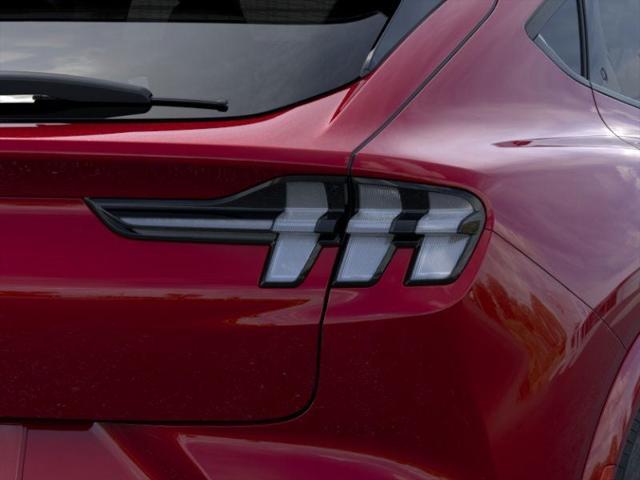 Photo of 2025 Molten Magenta Metallic Tinted Clearcoat Ford Mustang Mach-E