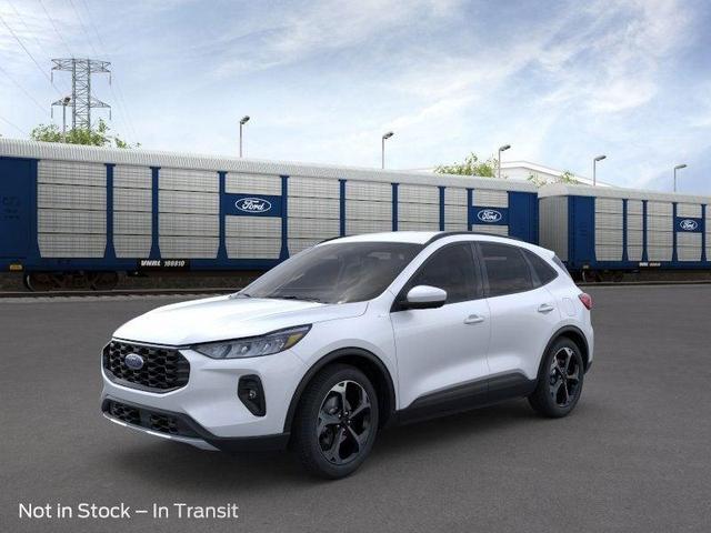 Photo of 2025 Space Silver Metallic Ford Escape