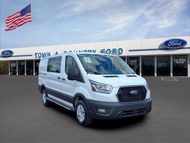 2023 Ford Transit-250