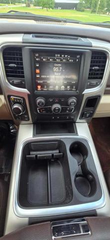 Photo of 2017 Bright White Clearcoat RAM 1500