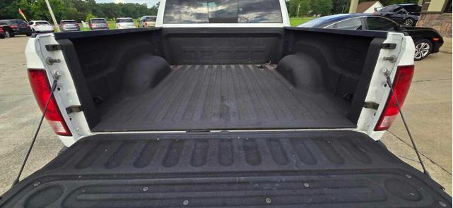 Photo of 2017 Bright White Clearcoat RAM 1500