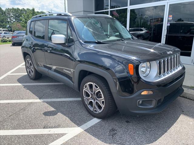 Photo of 2016 BLACK Jeep Renegade