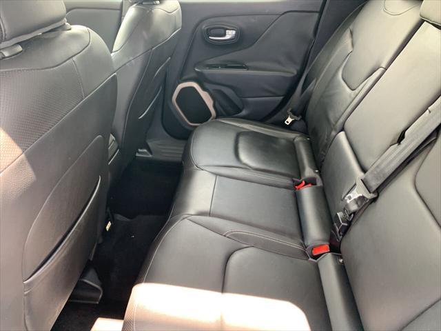 Photo of 2016 BLACK Jeep Renegade