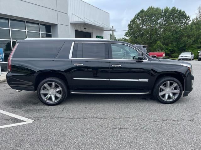 Photo of 2018 BLUE Cadillac Escalade ESV