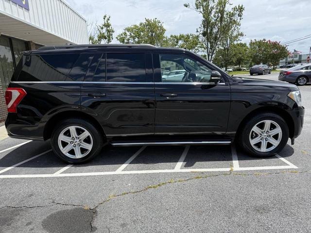 Photo of 2020 BLACK Ford Expedition