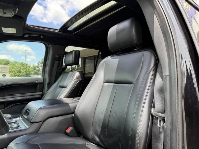Photo of 2020 BLACK Ford Expedition