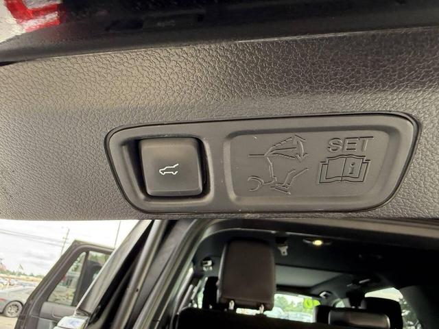 Photo of 2020 BLACK Ford Expedition