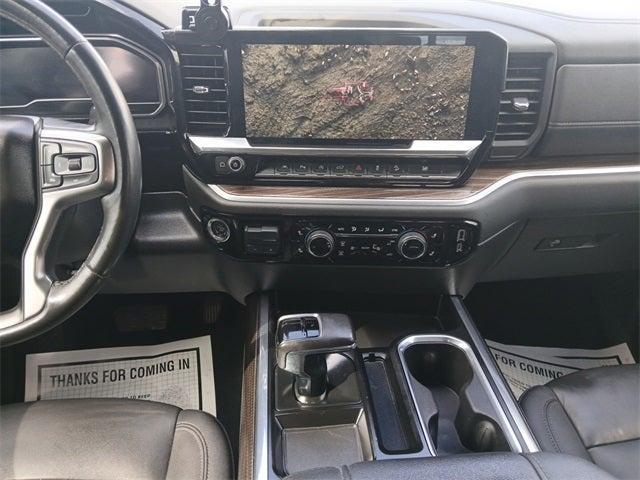 Photo of 2022 Black Chevrolet Silverado 1500