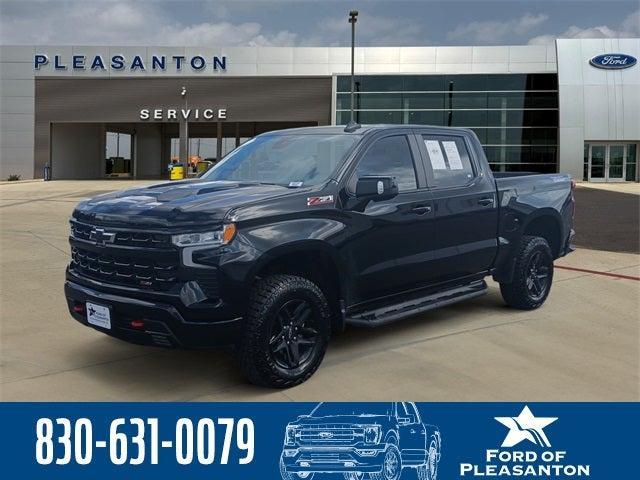 Photo of 2022 Black Chevrolet Silverado 1500