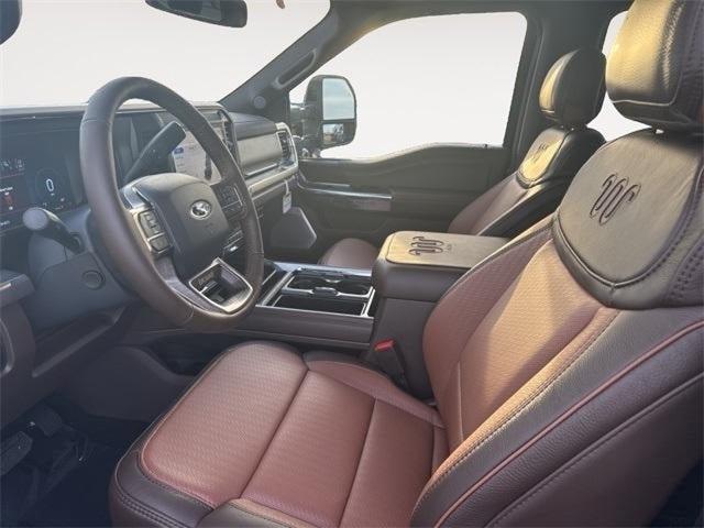 Photo of 2025 Agate Black Metallic Ford F-250