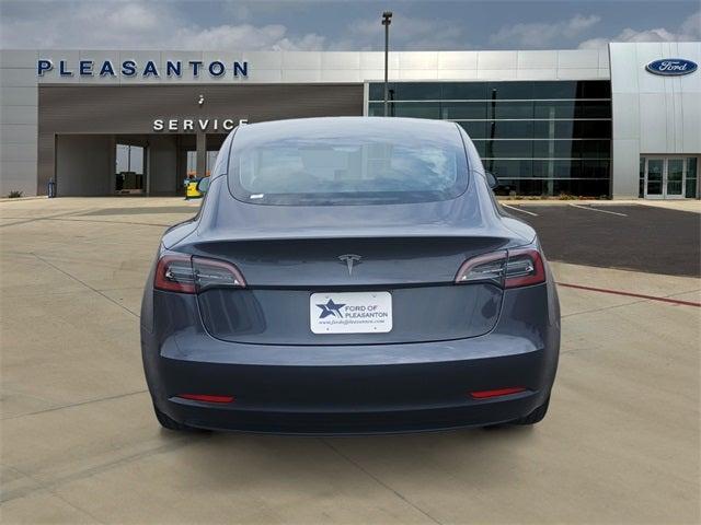 Photo of 2023 Midnight Silver Metallic Tesla Model 3