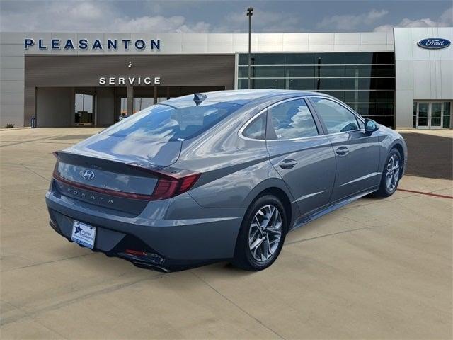 Photo of 2023 Hampton Gray Hyundai SONATA
