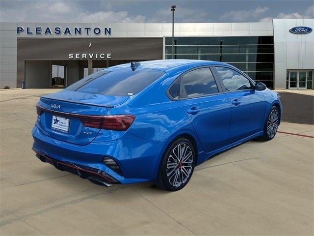 Photo of 2022 Blue Kia Forte