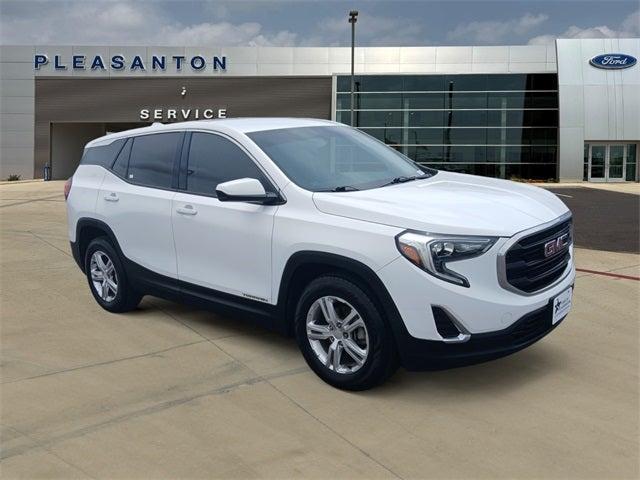 Photo of 2019 Summit White GMC Terrain