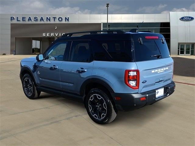 Photo of 2025 Azure Gray Metallic Ford Bronco Sport