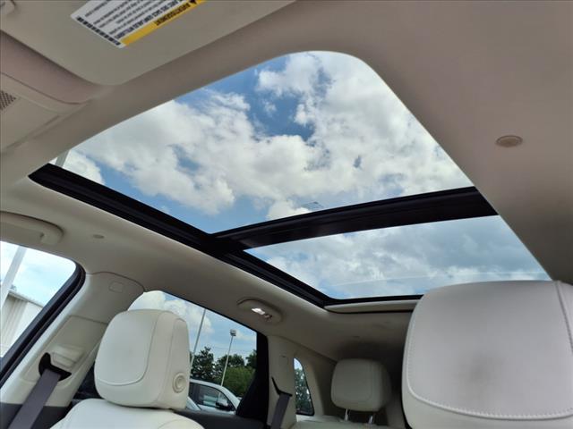 Photo of 2022 Wilder Metallic Cadillac XT5