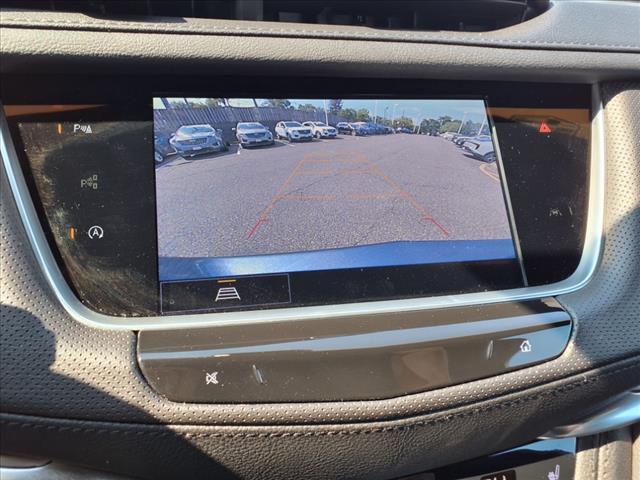Photo of 2024 Silver Metallic Cadillac XT5